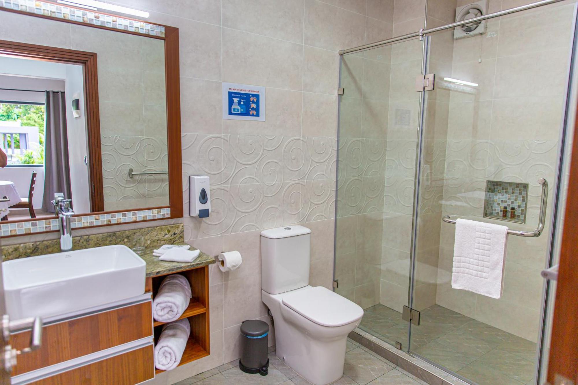 B Holiday Apartments Beau Vallon  Εξωτερικό φωτογραφία